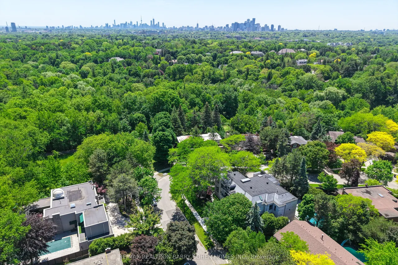 27 Penwood Crescent — photo 30