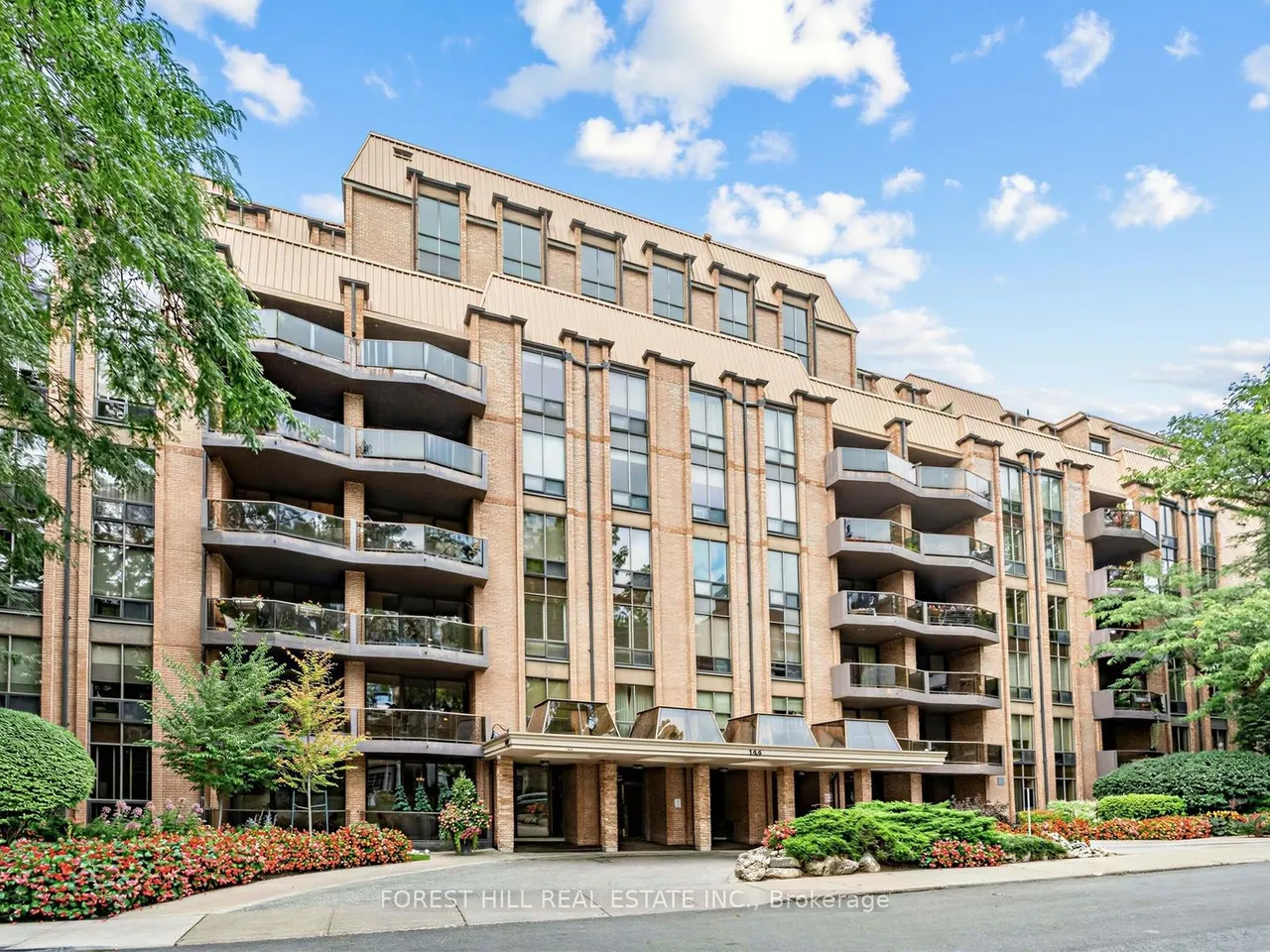 350 Lonsdale Road