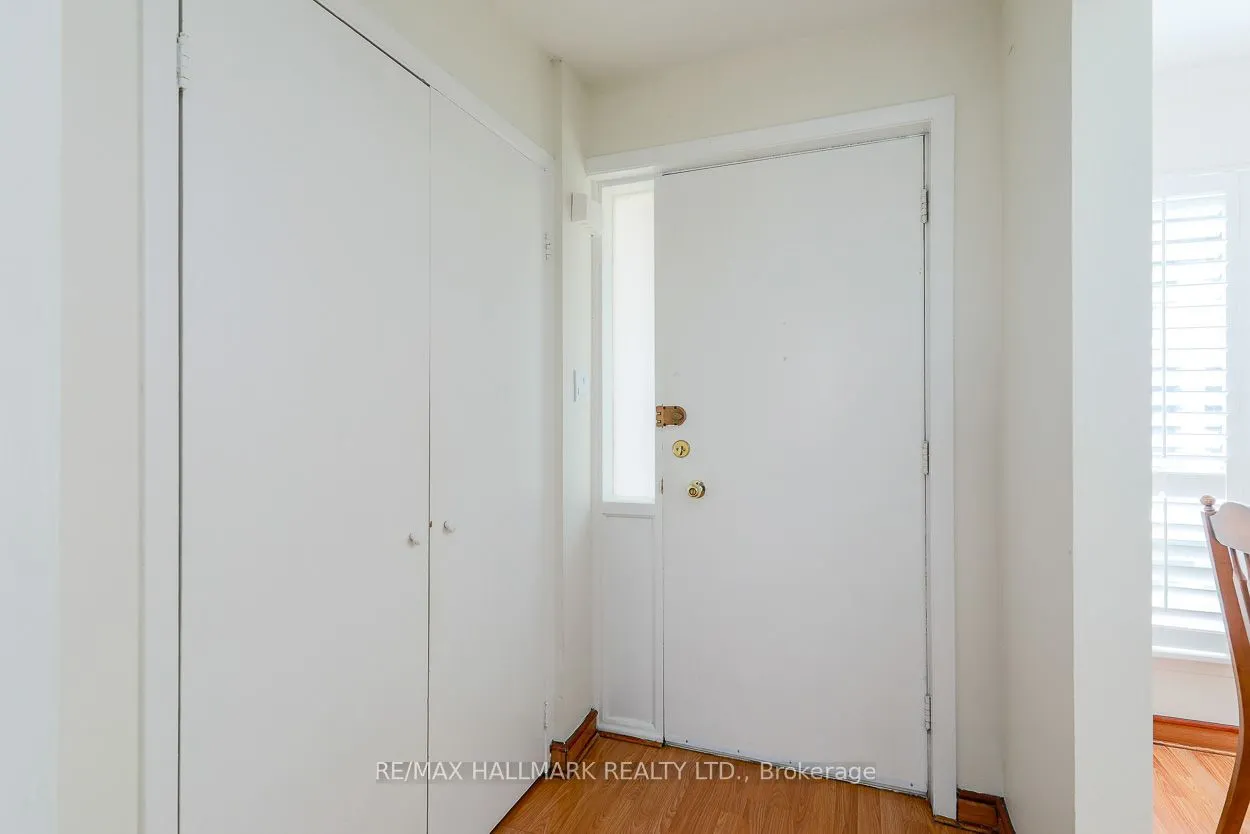 83 Rameau Drive — photo 2