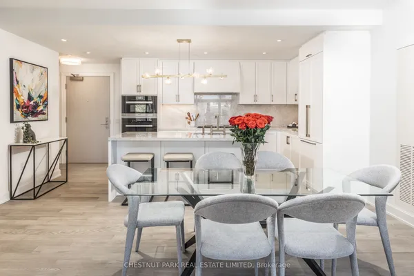 1 Strathgowan Avenue — photo 2