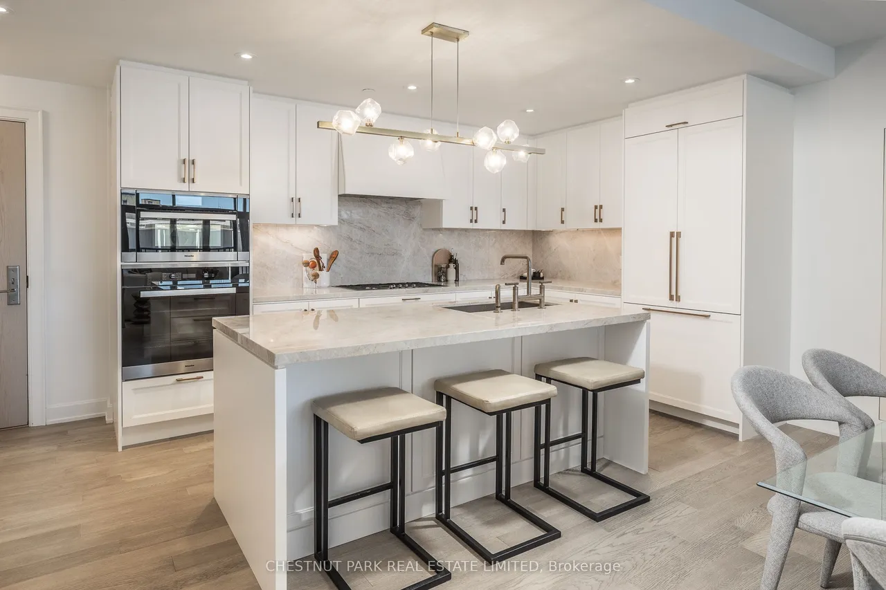 1 Strathgowan Avenue — photo 3