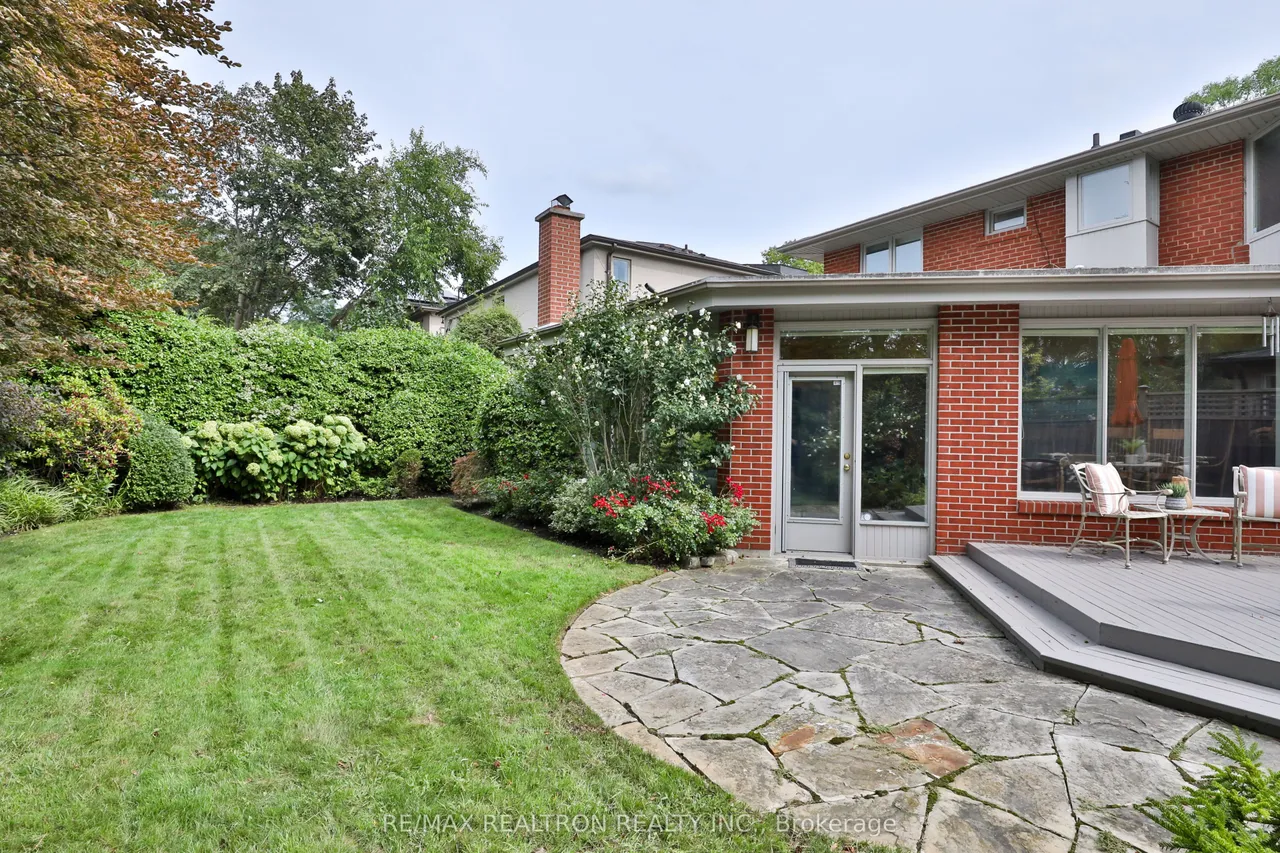 706 Briar Hill Avenue — photo 23