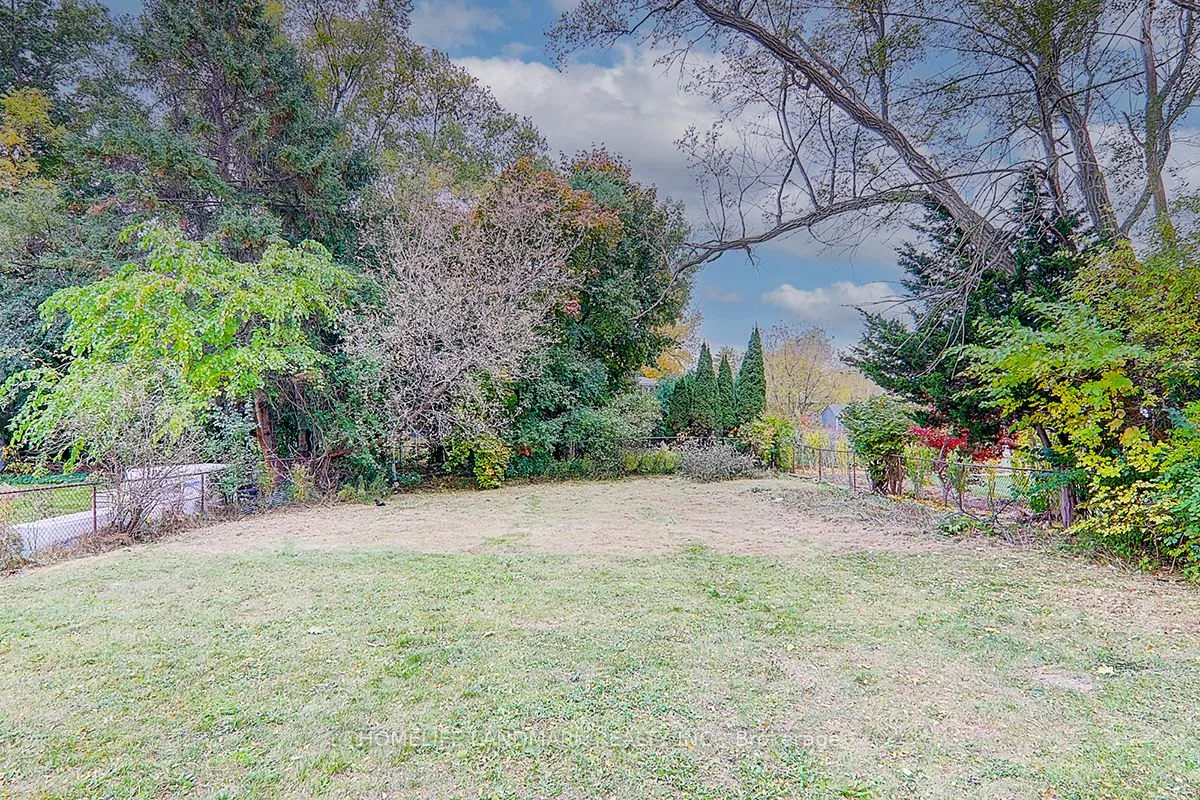 367 Cummer Avenue — photo 3