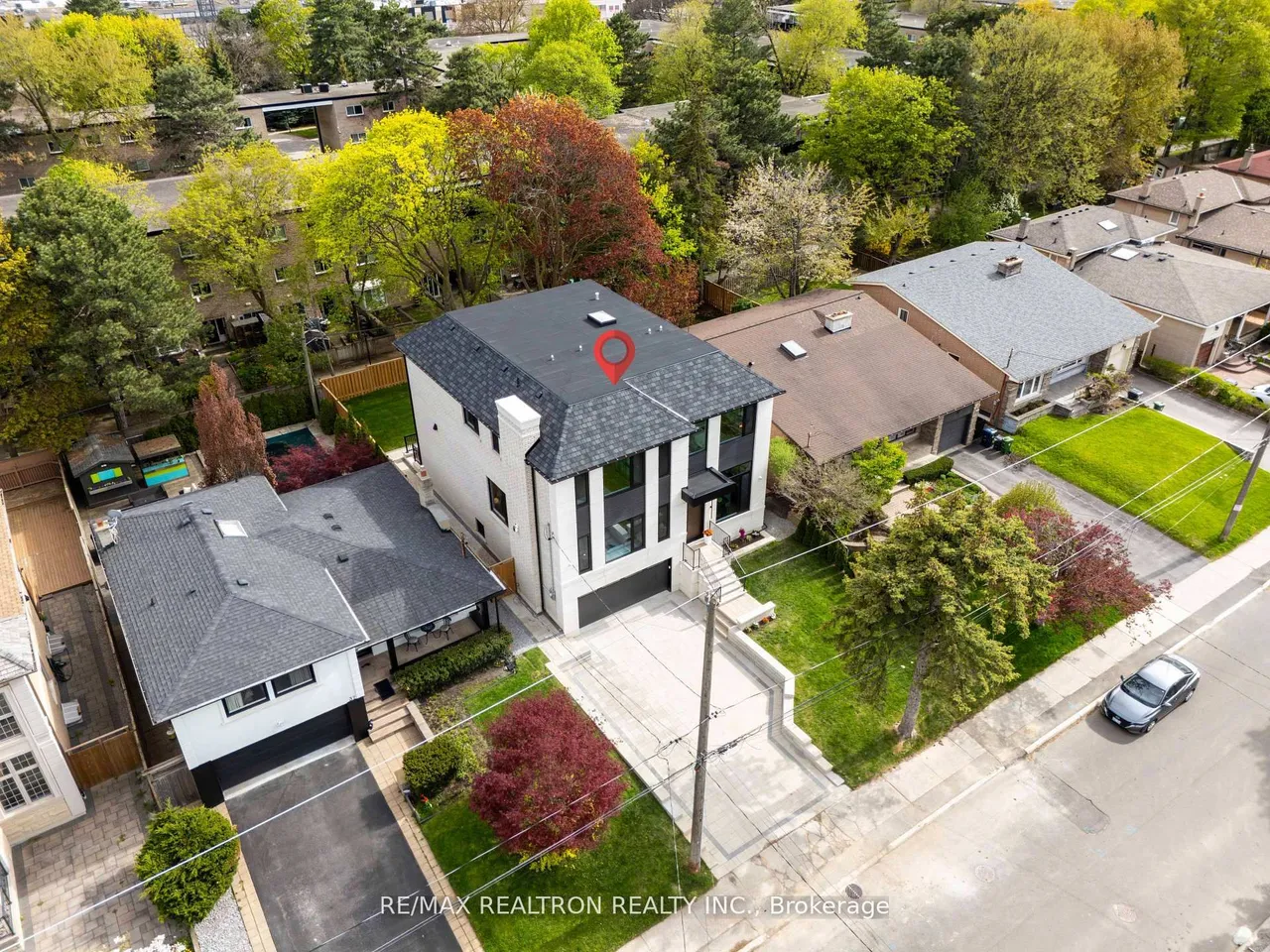35 Foxwarren Drive — photo 47