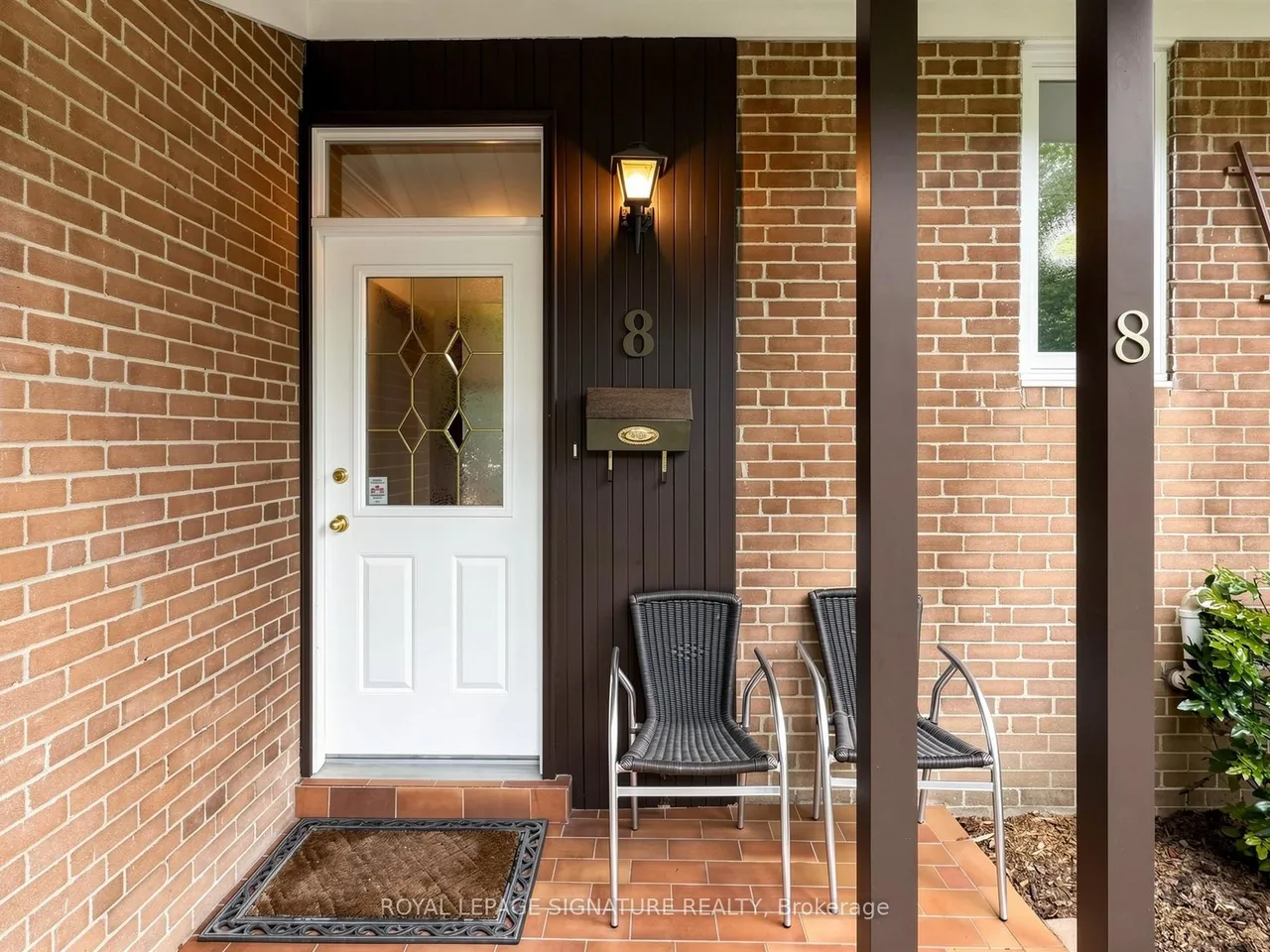 8 Ternhill Crescent — photo 3