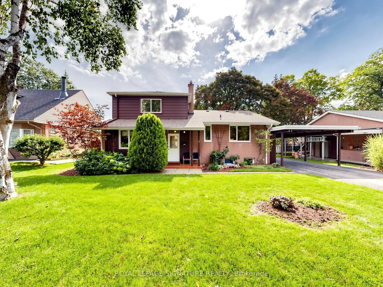 8 Ternhill Crescent