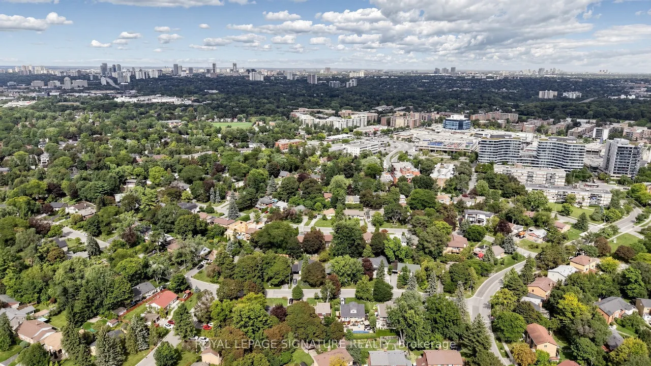 8 Ternhill Crescent — photo 50