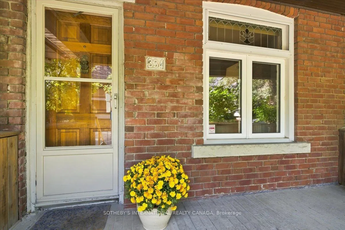 334 Albany Avenue — photo 3