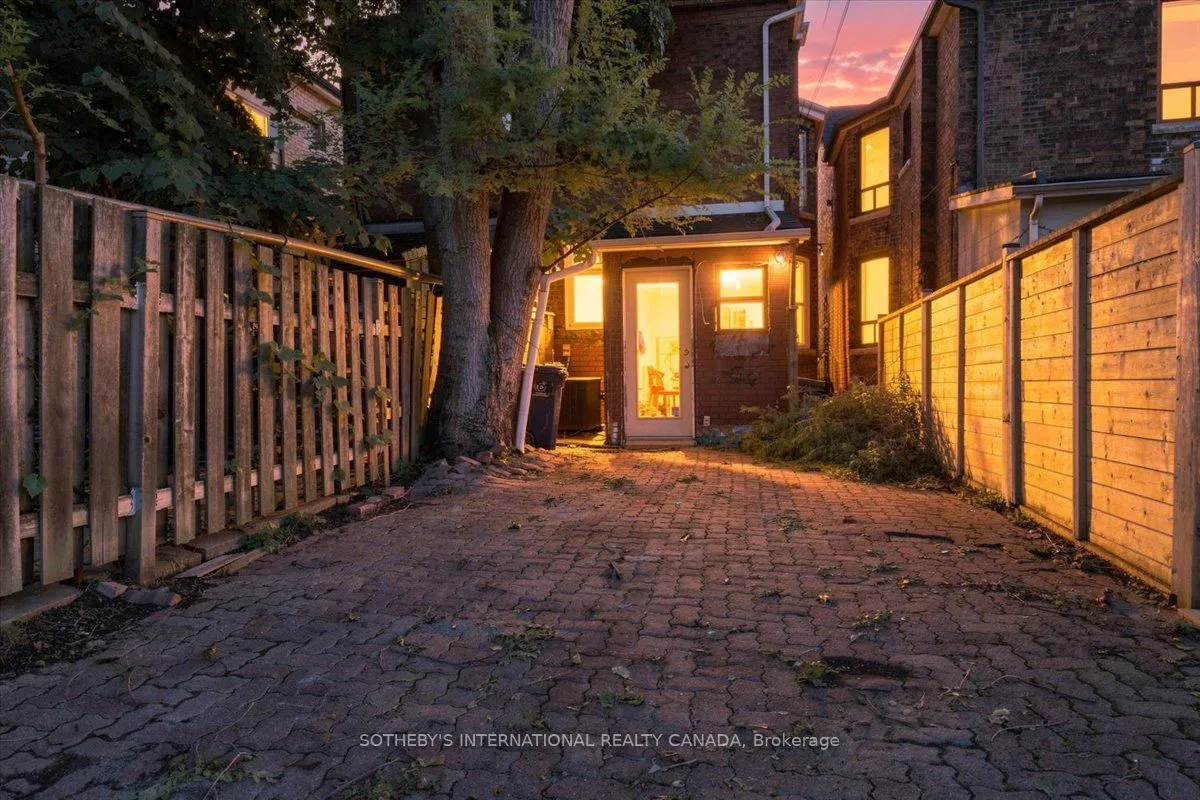 334 Albany Avenue — photo 35