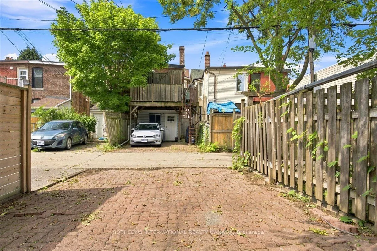 334 Albany Avenue — photo 36