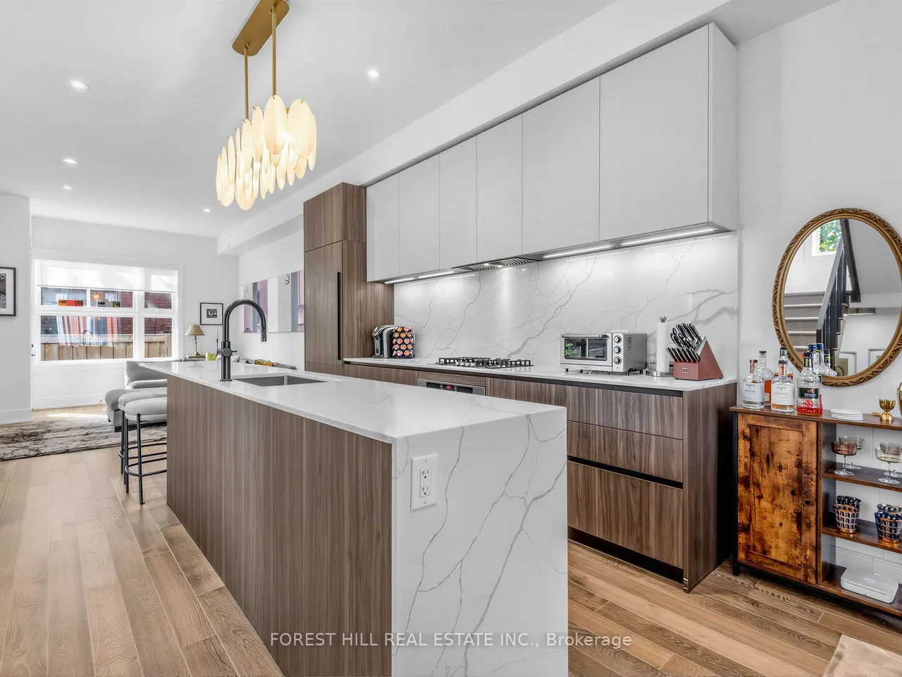 353 Dupont Street — photo 35