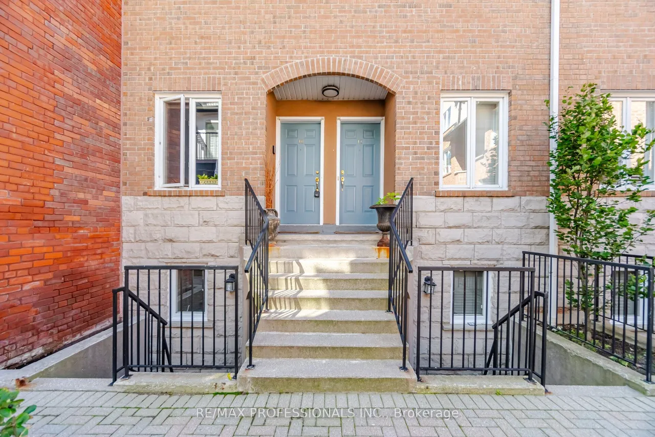 228 St George Street — photo 3