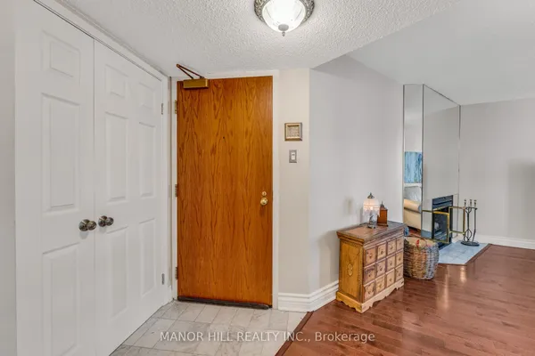 1331 Bay Street — photo 2
