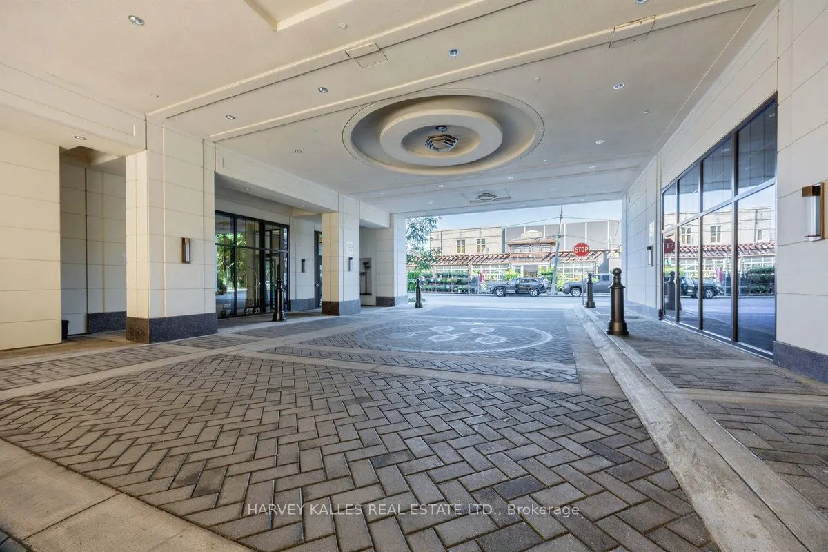 1 Strathgowan Avenue — photo 3