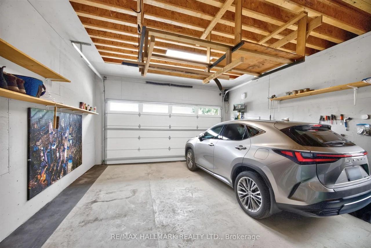 21 Allenwood Crescent — photo 50