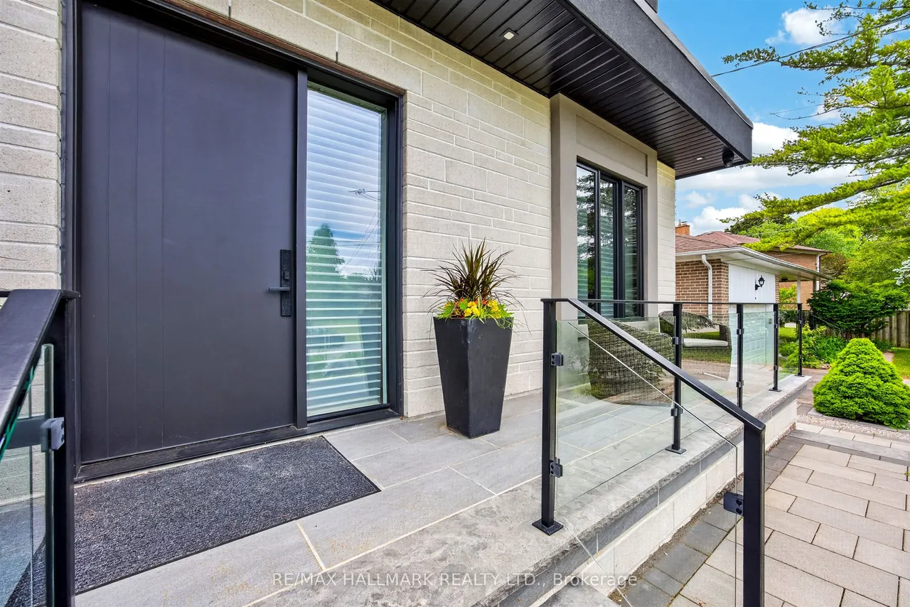 21 Allenwood Crescent — photo 3