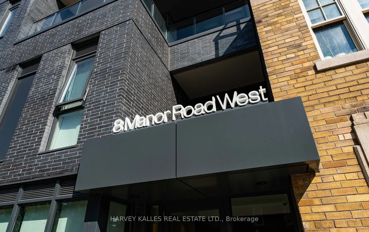 8 Manor Road W — photo 3