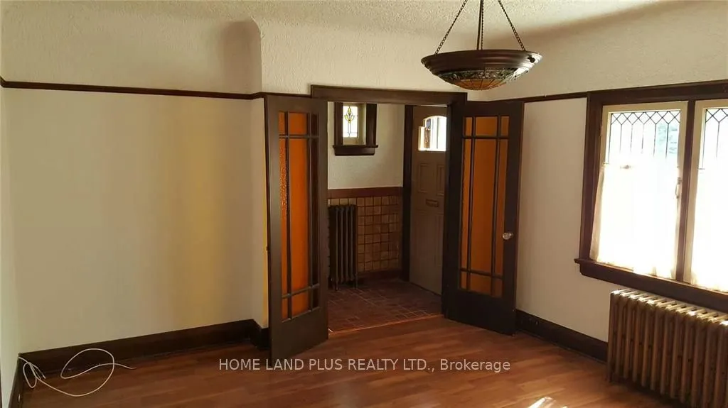 68 Parkview Avenue — photo 2