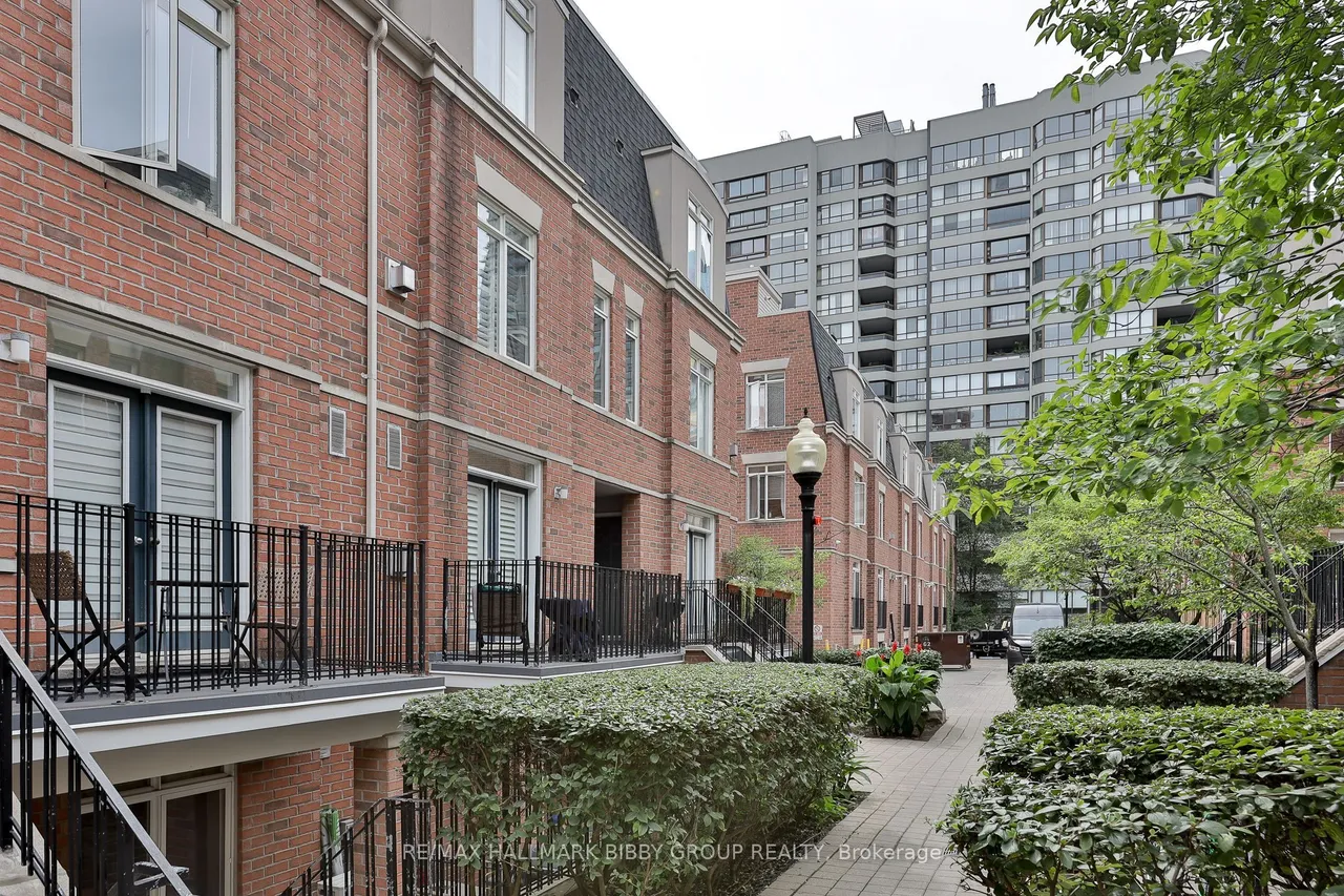 415 Jarvis Street — photo 41