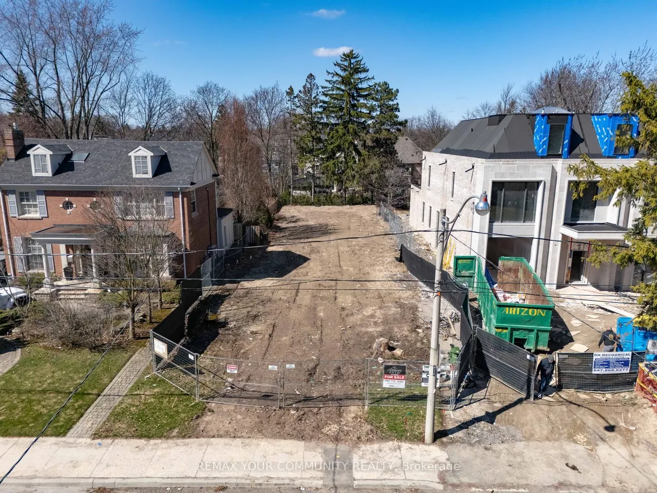 390 Glencairn Avenue — photo 2