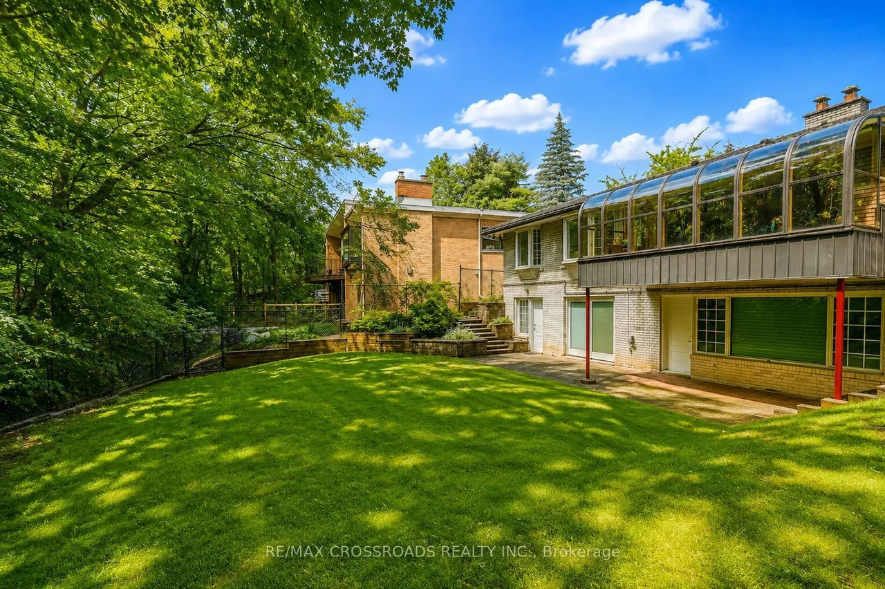 55 Forest Grove Drive — photo 49