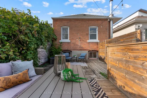 41 Ashbury Avenue
