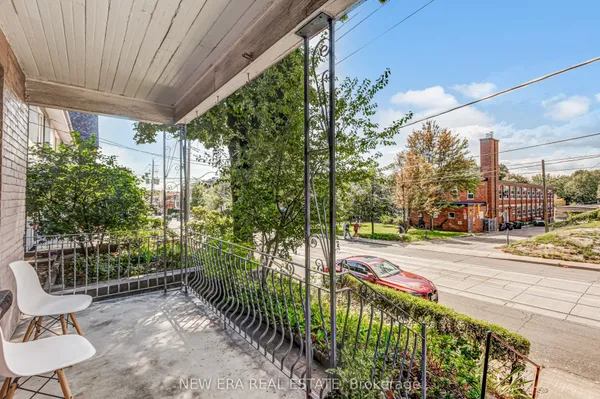 393 Ossington Avenue — photo 2