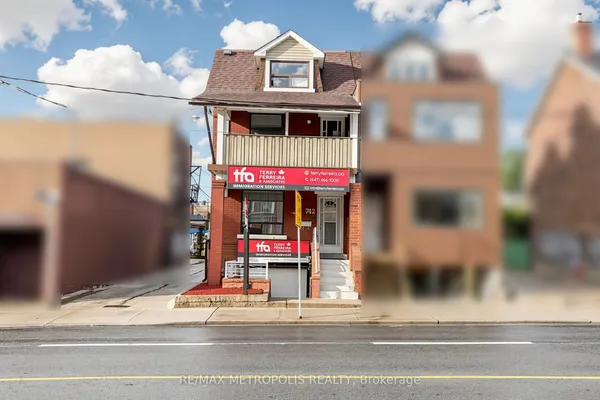 742 Dufferin Street