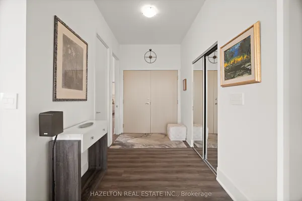 1486 Bathurst Street — photo 2