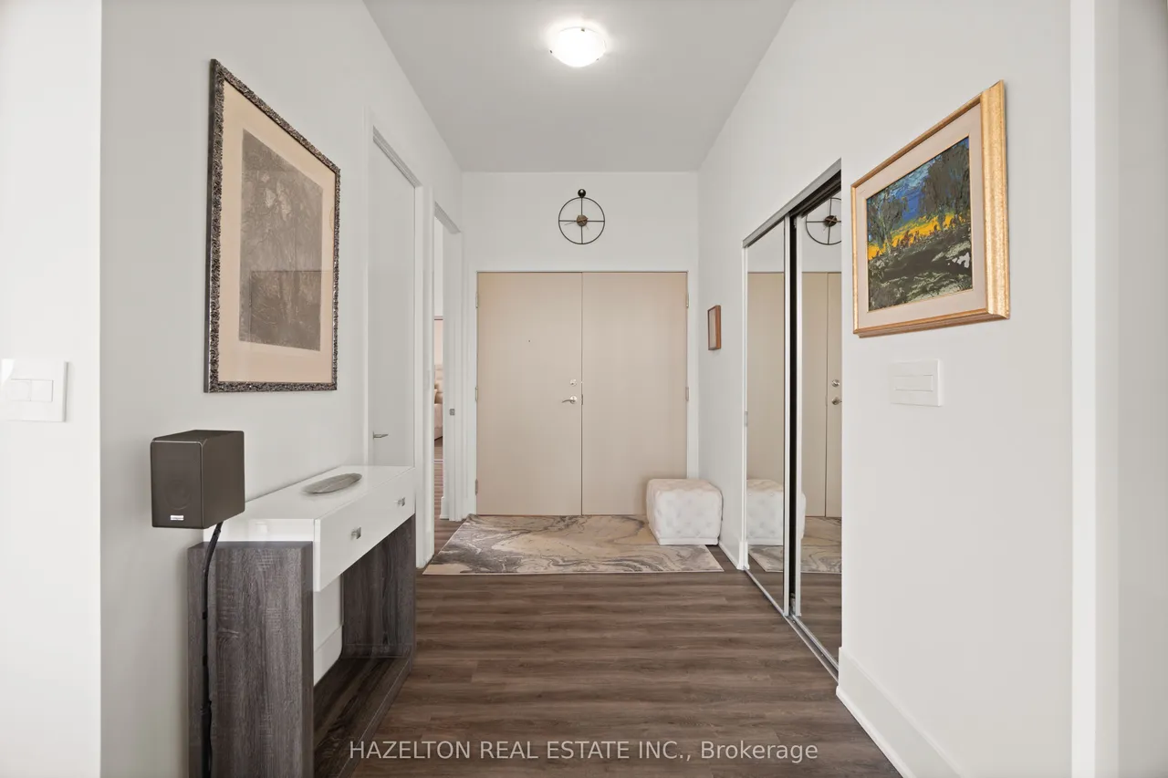 1486 Bathurst Street — photo 2