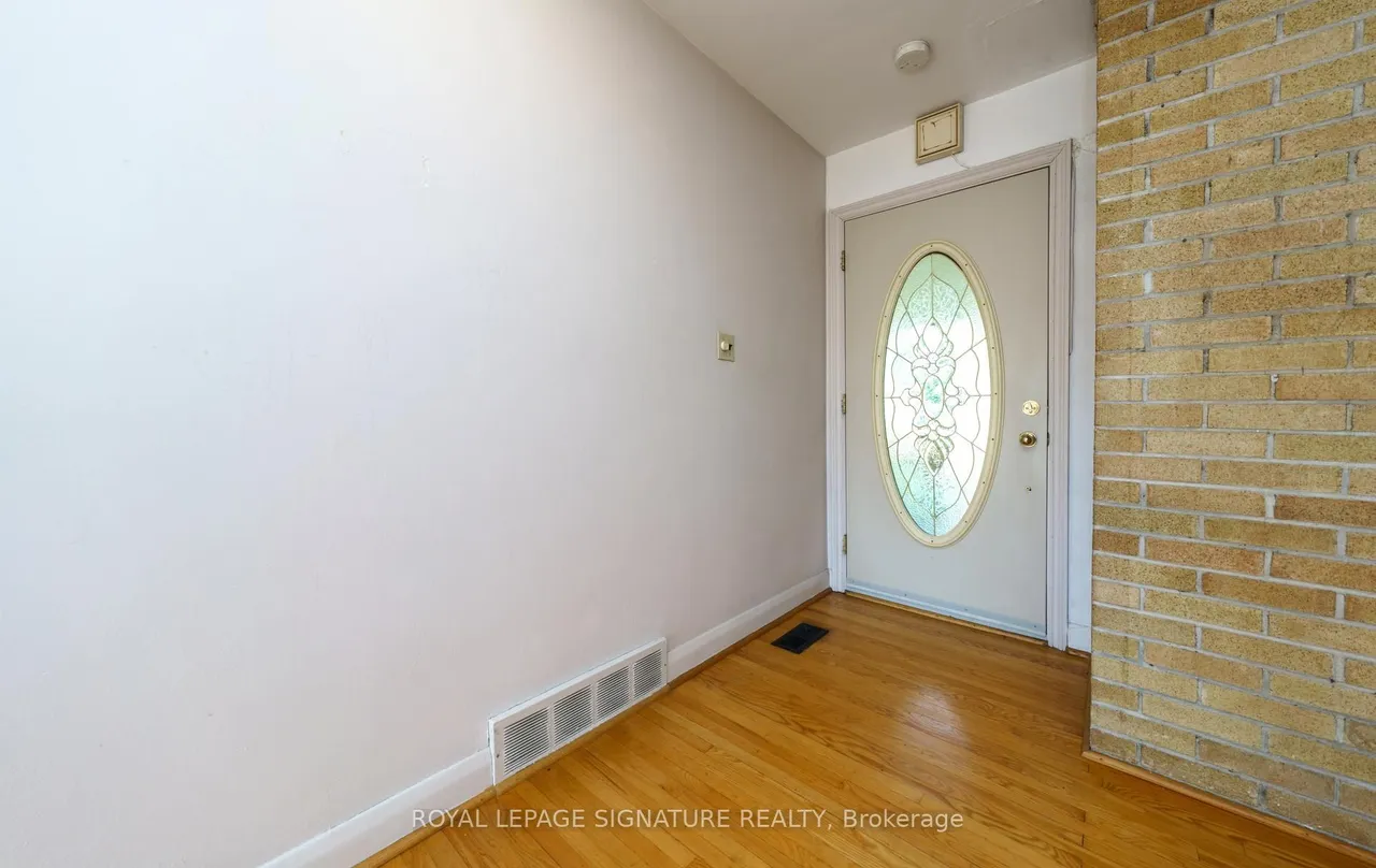 55 Southwell Drive — photo 3