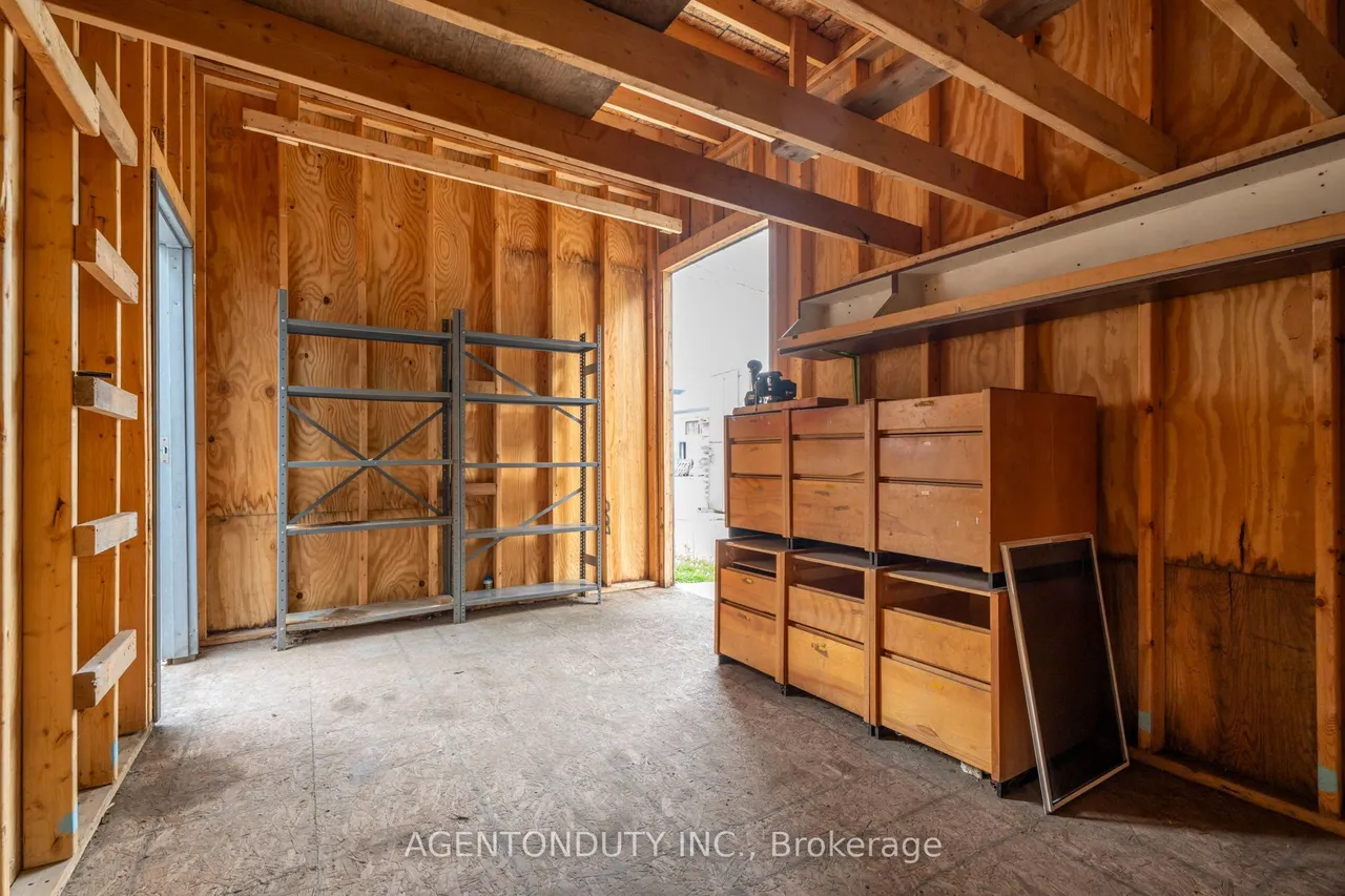 200 St Helen's Avenue — photo 42