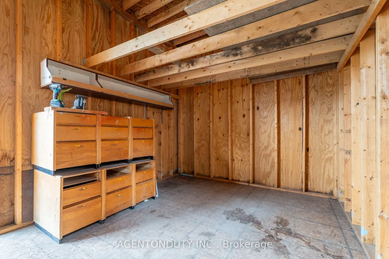 200 St Helen's Avenue — photo 41