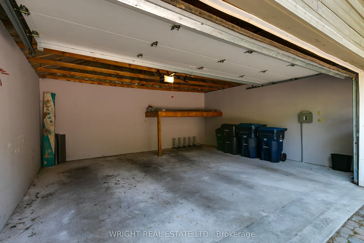 112 Albany Avenue — photo 43