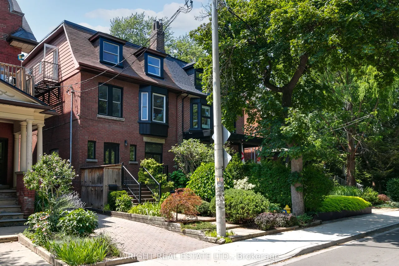 112 Albany Avenue — photo 2