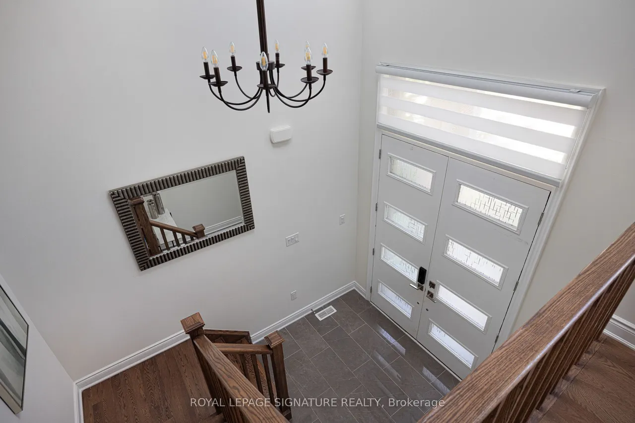 19 Hollyhock Court — photo 3
