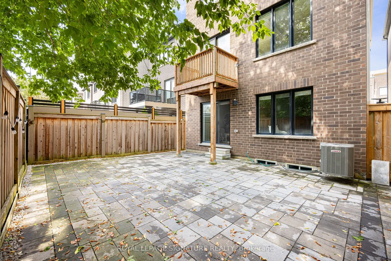 19 Hollyhock Court — photo 45