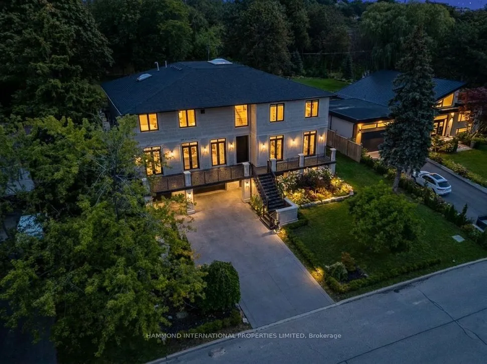 118 Laurentide Drive — photo 3