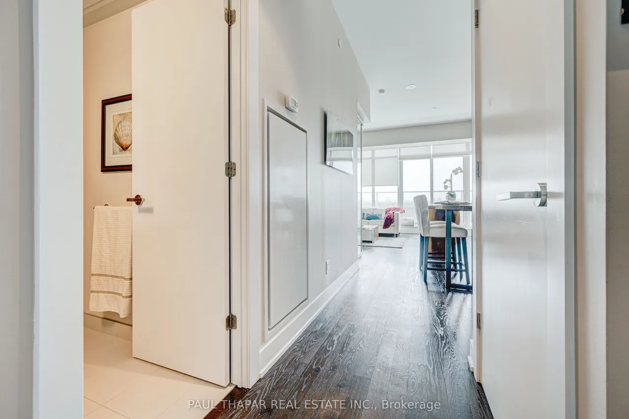 3018 Yonge Street — photo 3