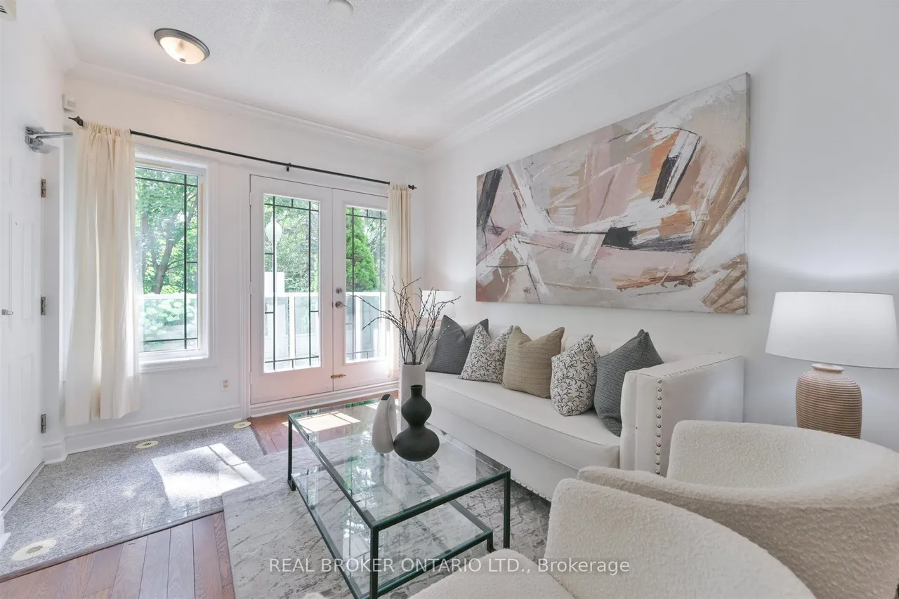 70 Byng Avenue — photo 3
