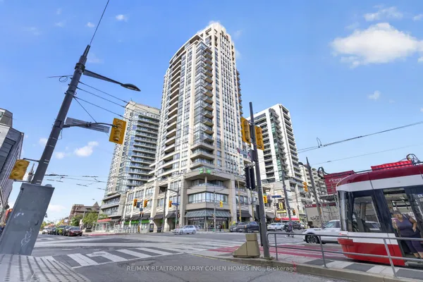 500 St Clair Avenue W