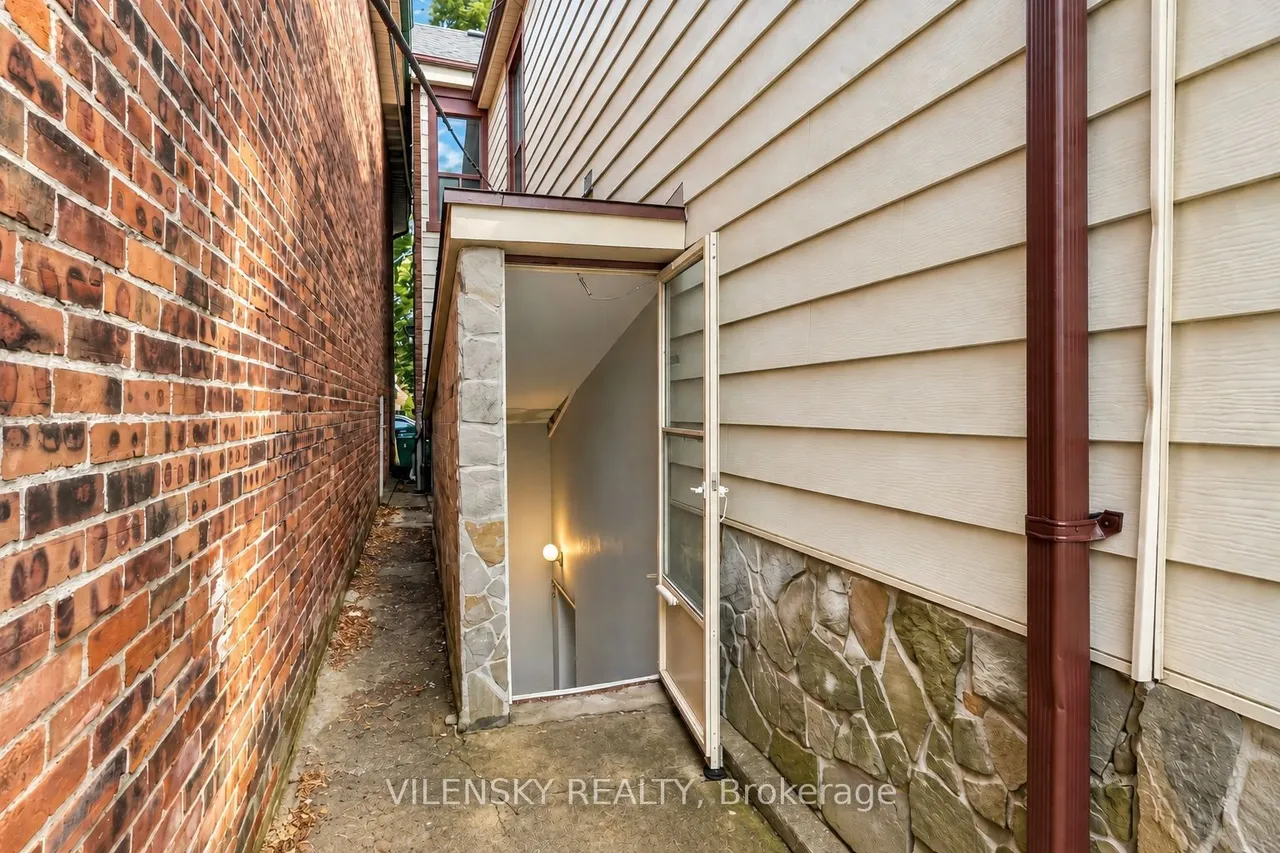 41 Lakeview Avenue — photo 34