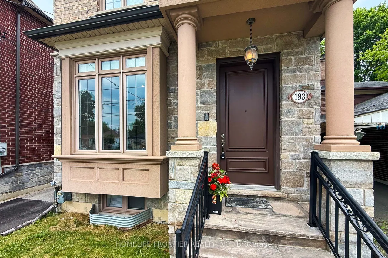 183 Finch Avenue E — photo 2