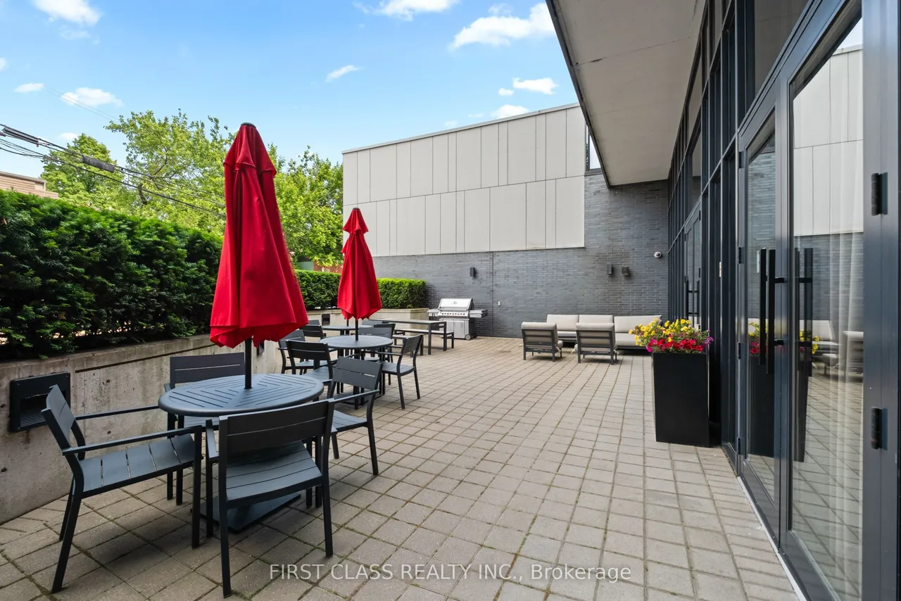 783 Bathurst Street — photo 20