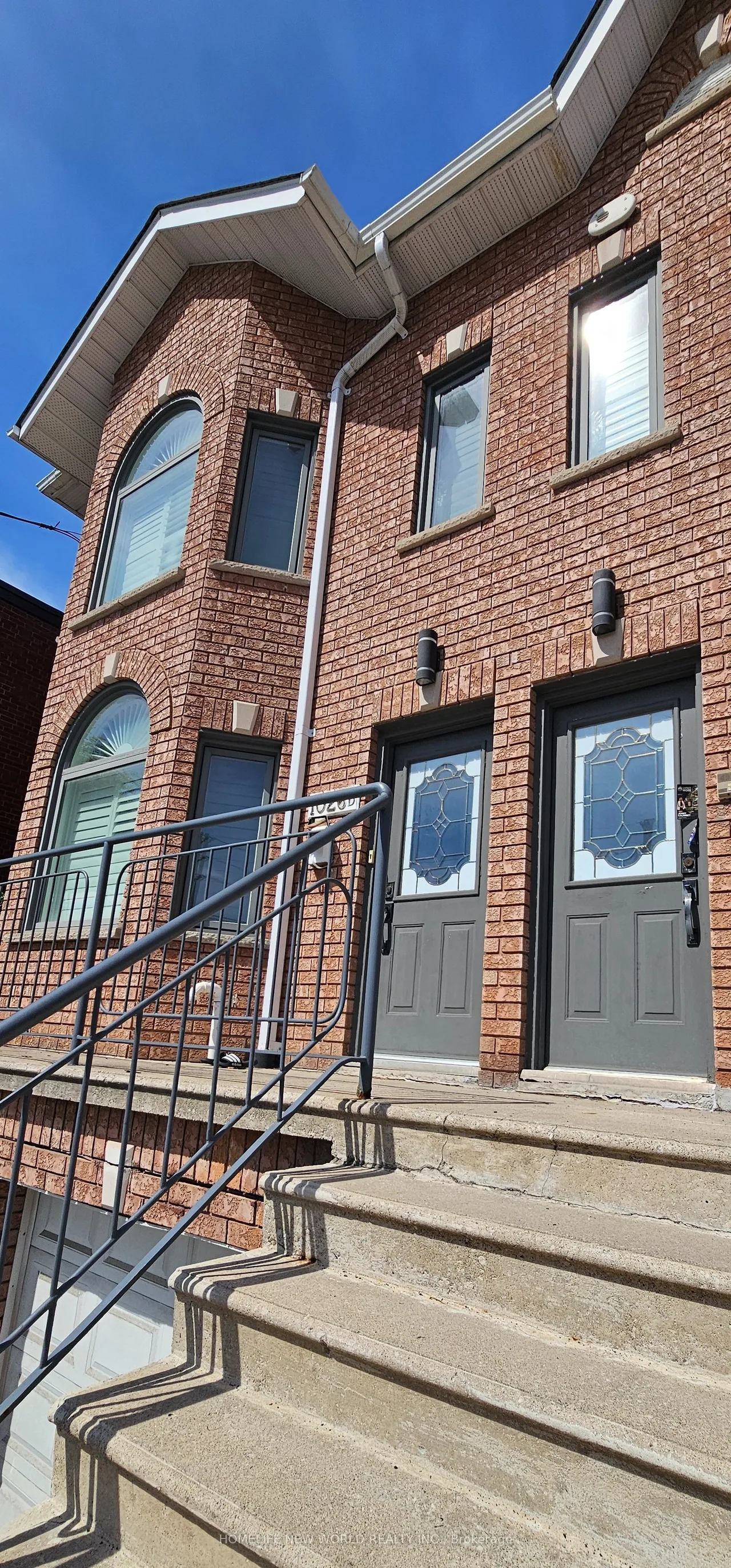1026 B Davenport Road — photo 2