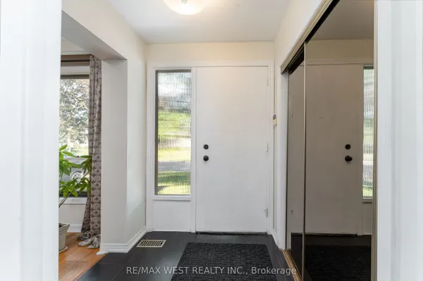 274 Maxwell Street — photo 2