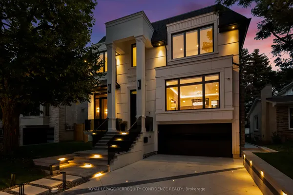 31 Palomino Crescent