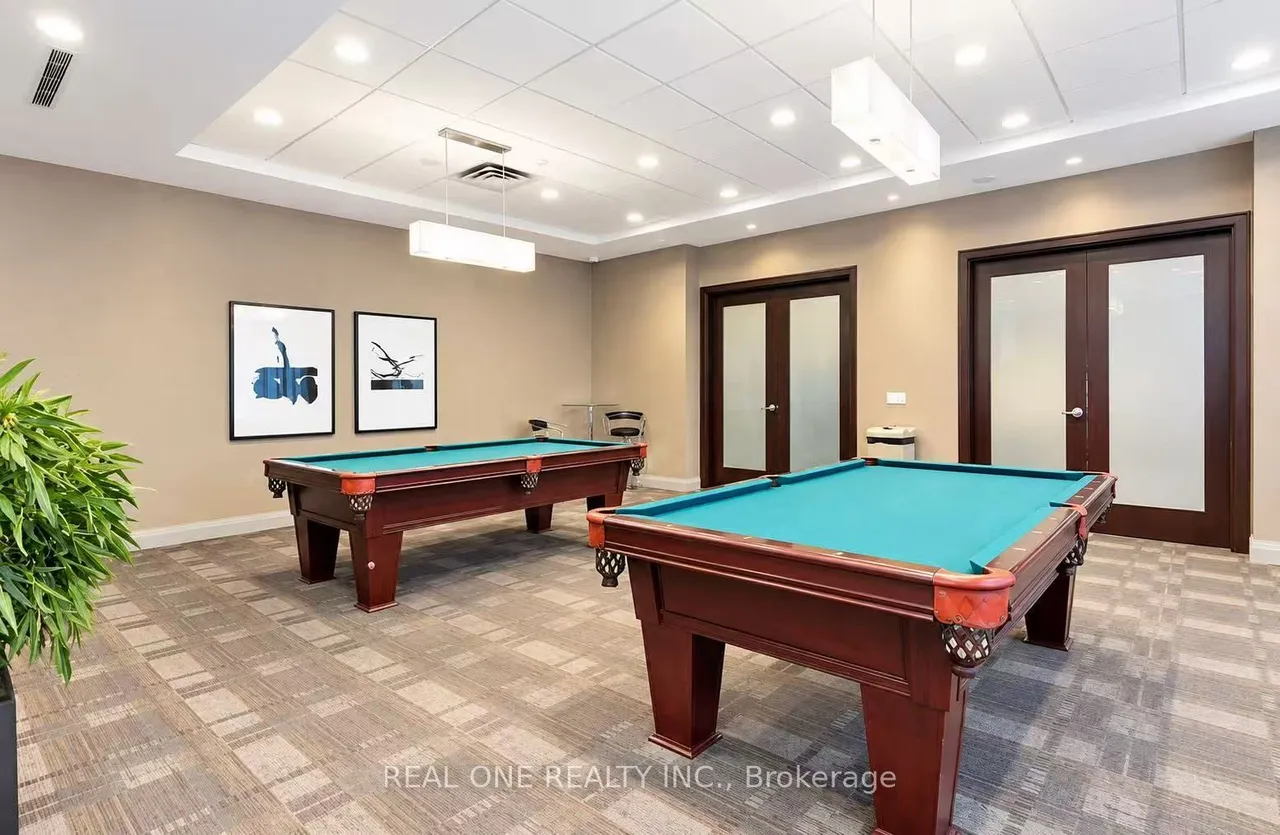 5793 Yonge Street — photo 31