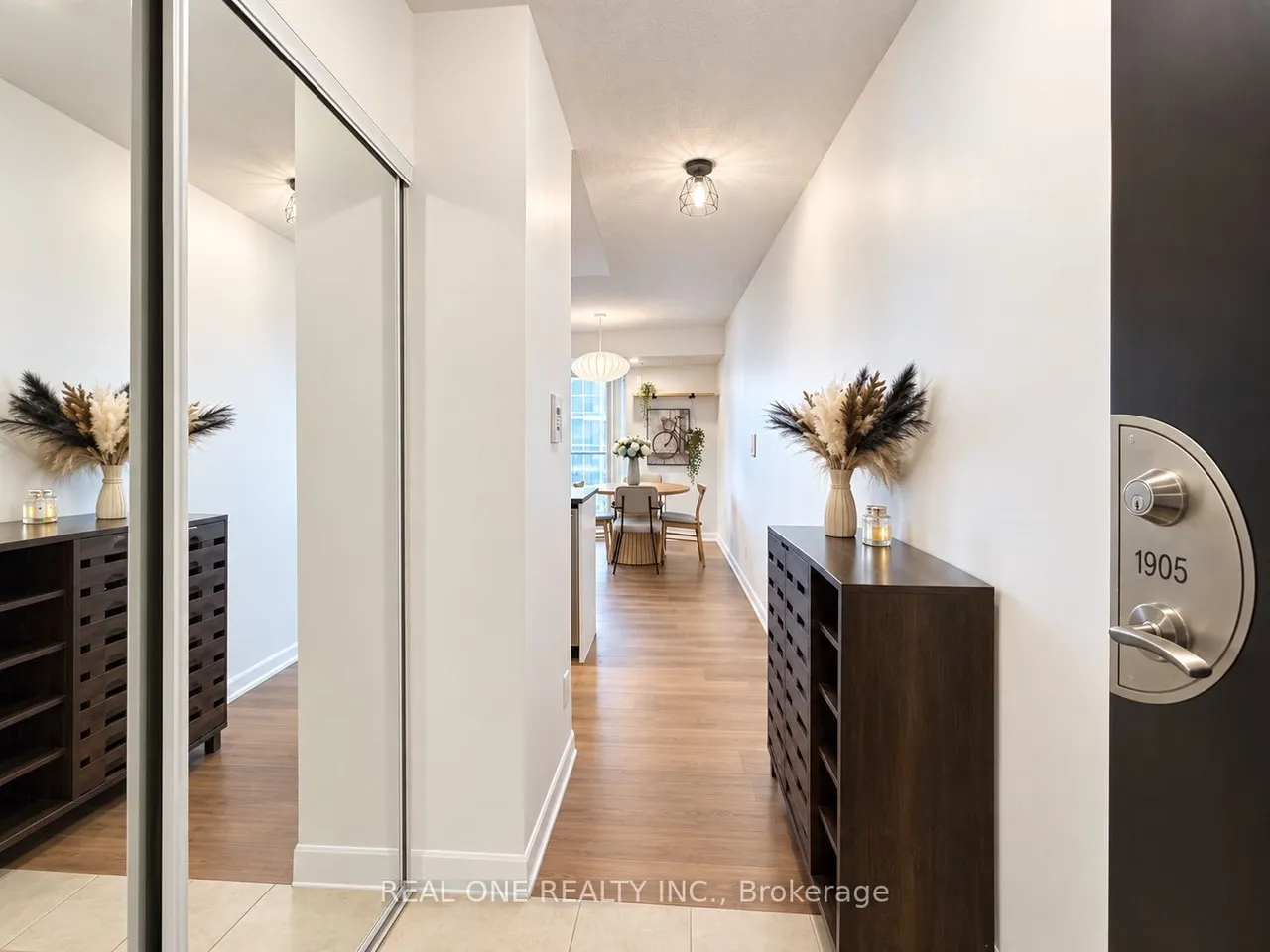 5793 Yonge Street — photo 3