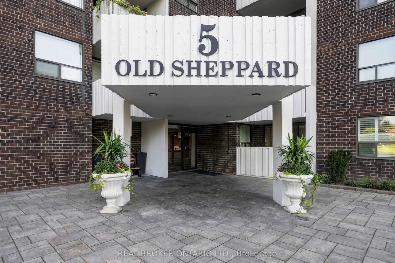 5 Old Sheppard Avenue — photo 2